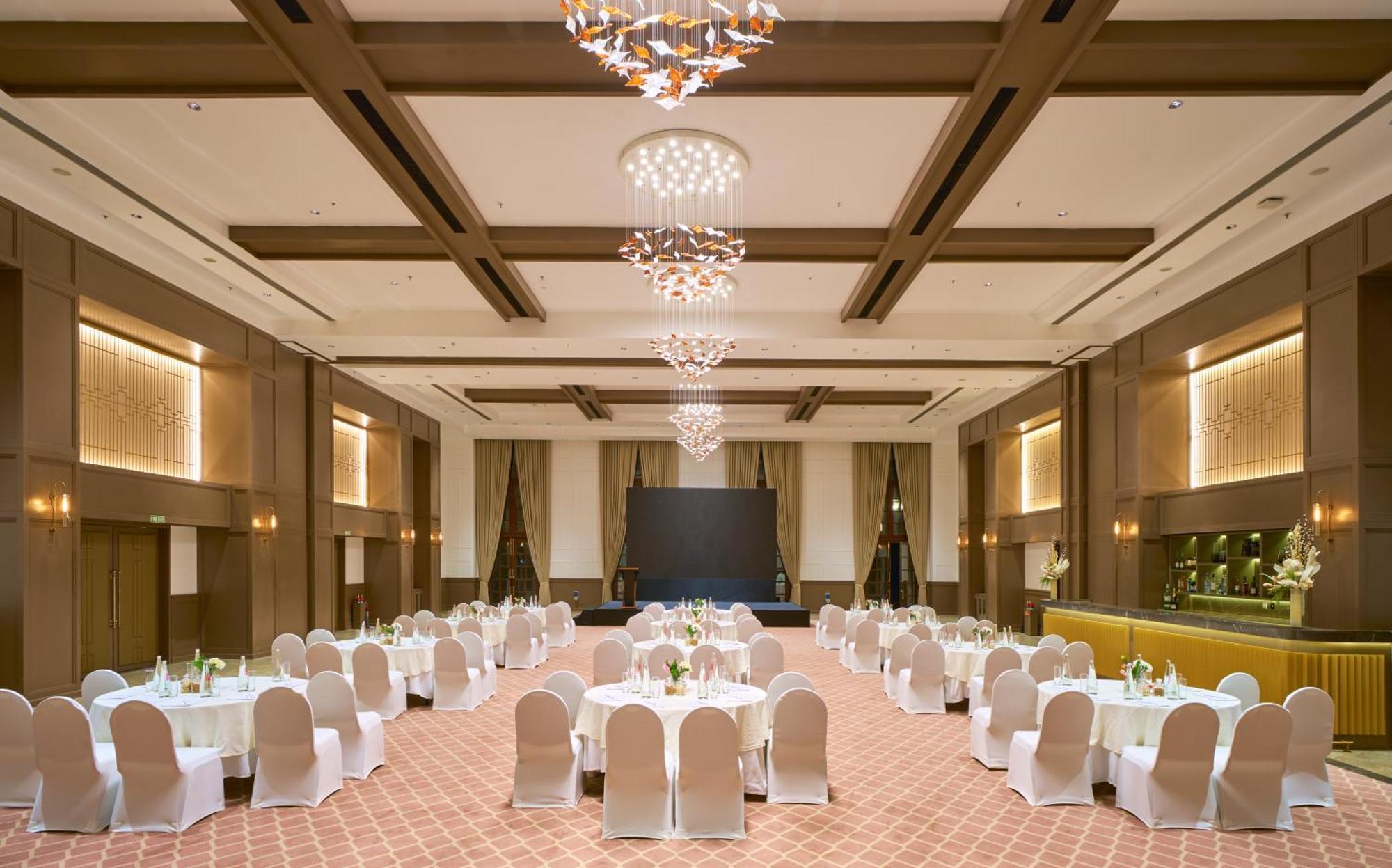 Hotel Dlf Club 5 Gurgaon Exterior foto