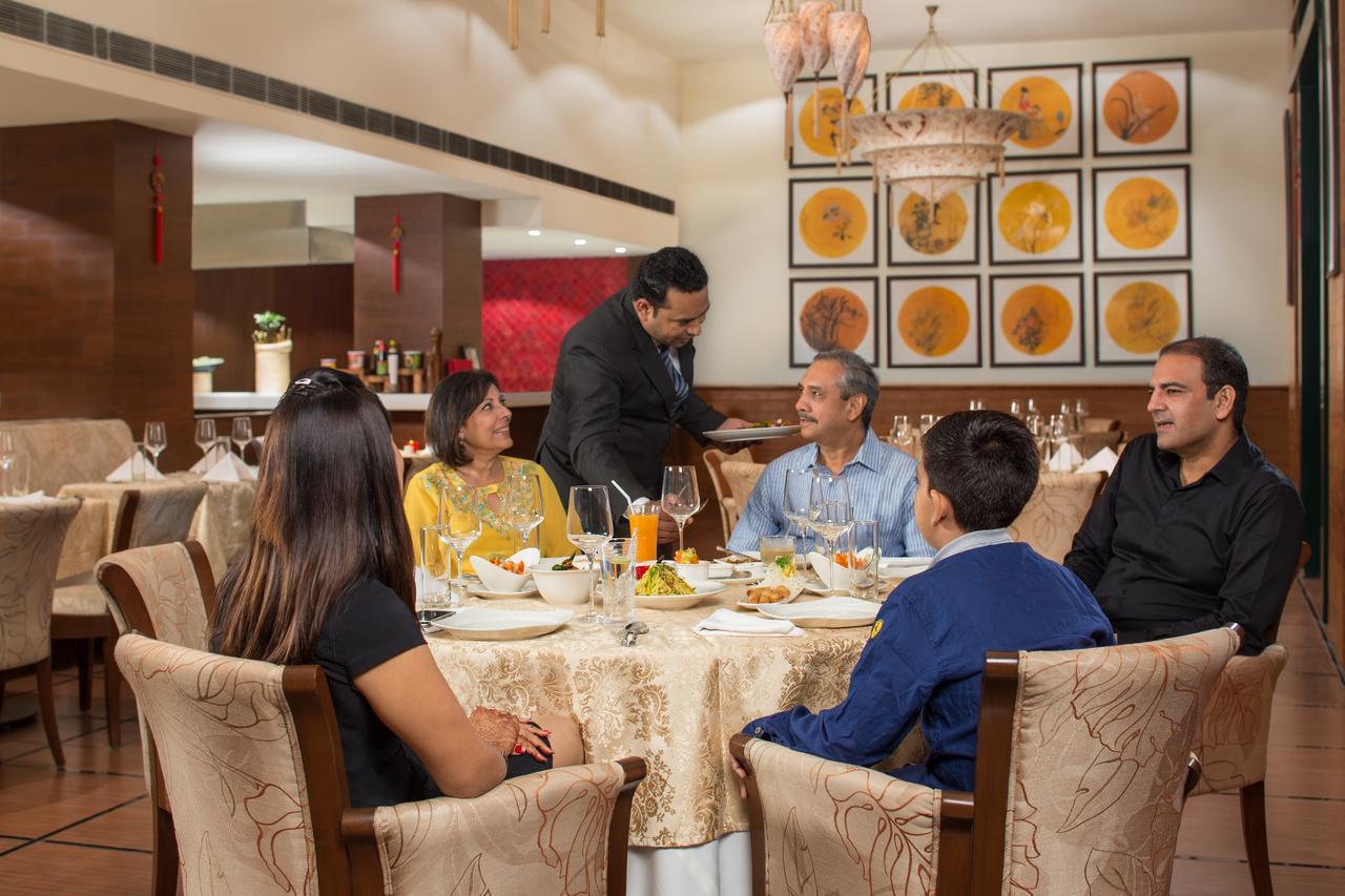 Hotel Dlf Club 5 Gurgaon Exterior foto
